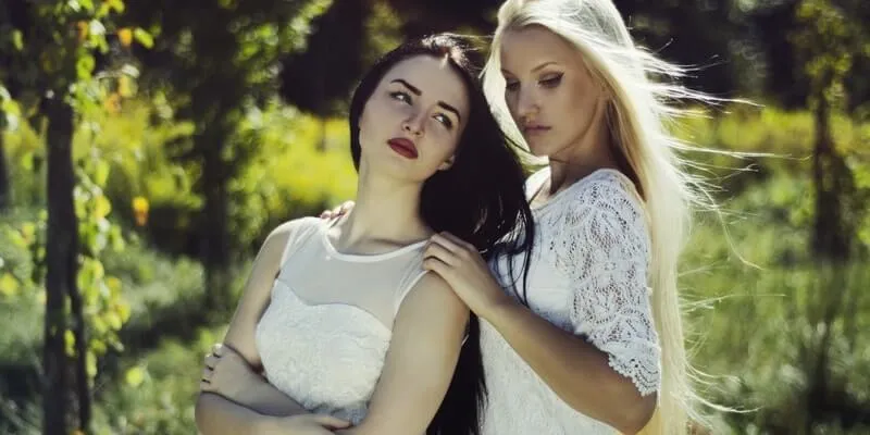 Blondes or Brunettes More Attractive