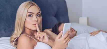 Comment savoir si votre femme est infidèle : 20 signes