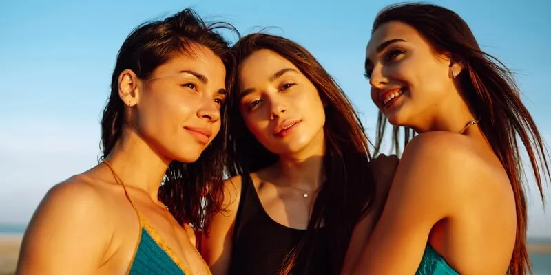 Costa Rican girls