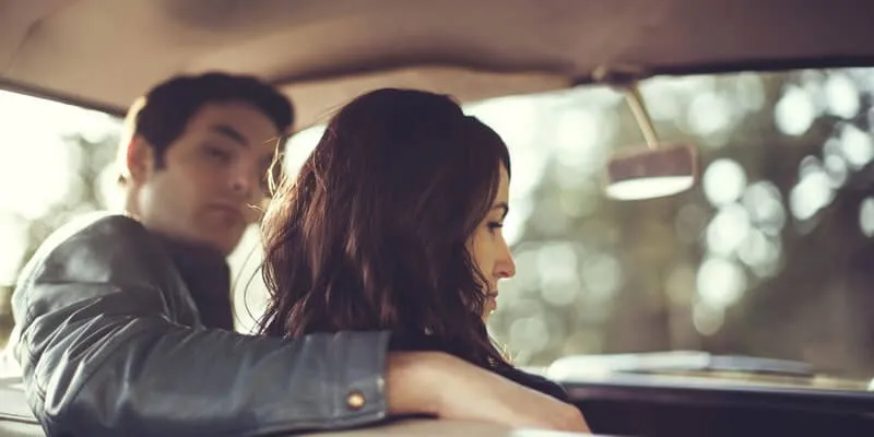 Dangerous signs of a manipulative woman
