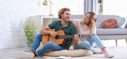 Dating an artist is one of the most exciting things