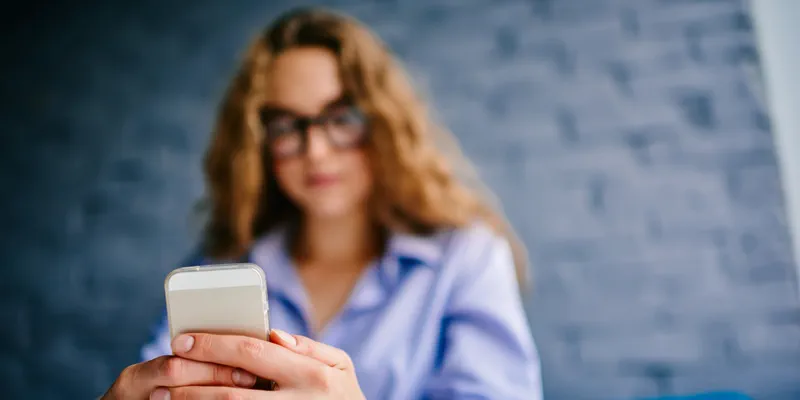 Online international dating with foreign women