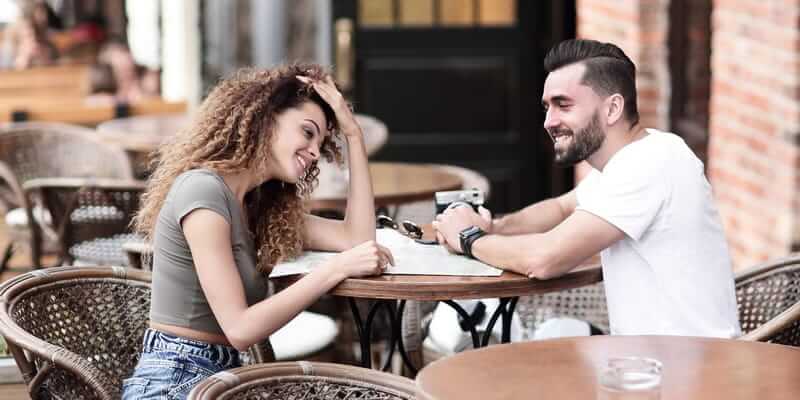 Casual dating versus serious relationships in Australia