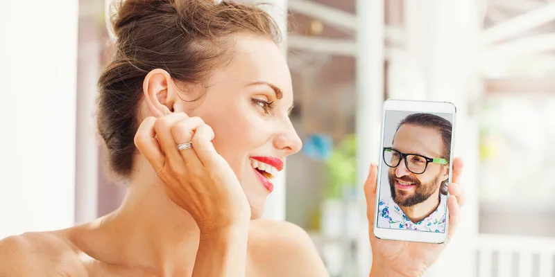 Video communication in modern dating