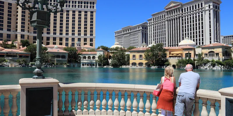 Tourists and locals in Las Vegas dating