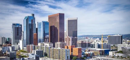 Dating in Los Angeles Today: Online Dating, Distance, and Real Connections