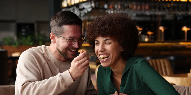 International dating in Montreal