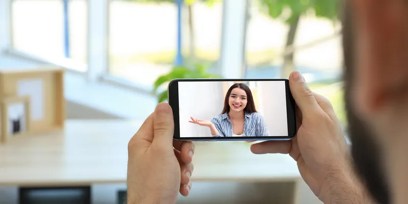 Online dating and video chat in New Zealand before meeting offline