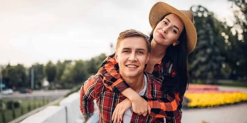 Dating a Sagittarius woman tips