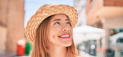 What Do Greek Women Look Like? Features &amp; Characteristics