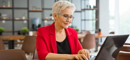 How To Attract and Seduce Older Woman