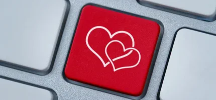 How to Build Trust in Online Dating: Safe & Healthy Relationship Guide
