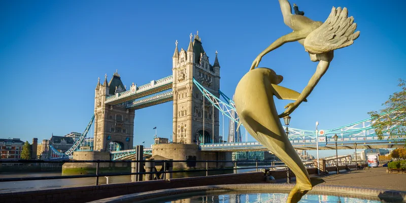 International dating and relationships in London