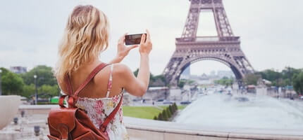 Travel Girls Dating in 2025: PROs & CONs