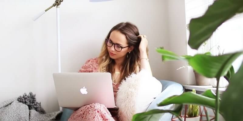 Talk with Girls Online