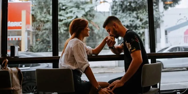 Signs that the First Date went well