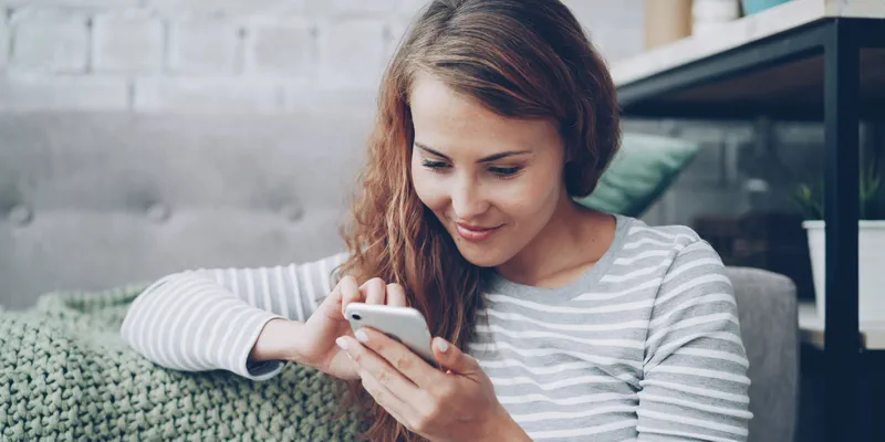 Trust in long-distance dating