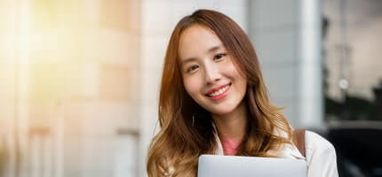 Korean Woman Characteristics: Beauty, Culture & Relationship Insights