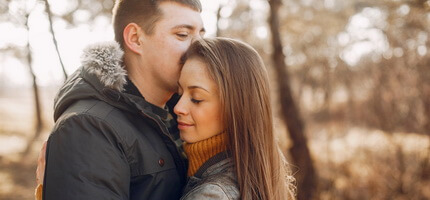 Lion et Capricorne : compatibilité amoureuse et défis du couple