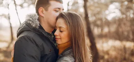 Lion et Capricorne : compatibilité amoureuse et défis du couple