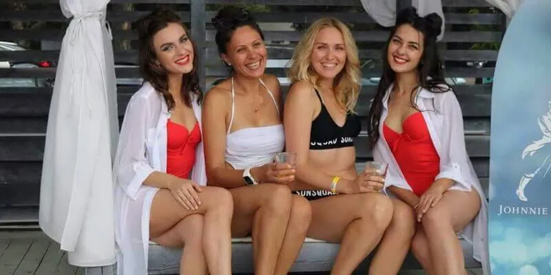 Best Way to Meet Women Online