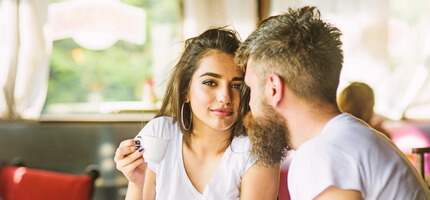 Where to Meet Women in Houston: Top Places to Meet Singles