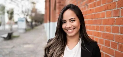 New Zealand Women: Traits, Dating Style, and Beauty Standards