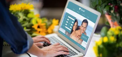 Paid vs Free International Dating Sites: Which Option Works Better?