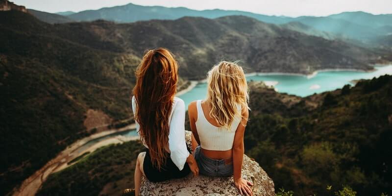 Redhead Dating vs Blonde Dating