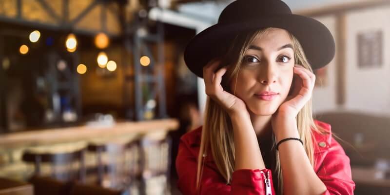 Romanian Women features