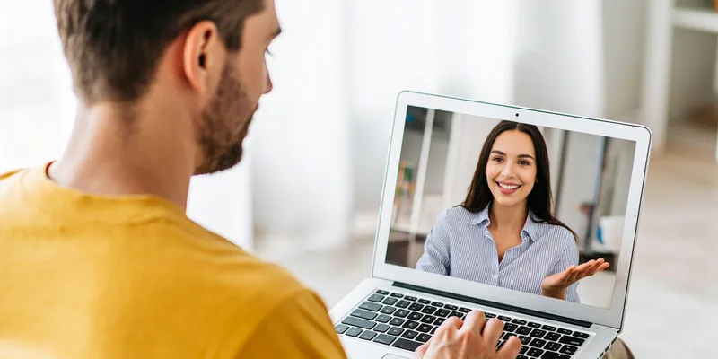 Video chat with Slavic women before travel from Germany