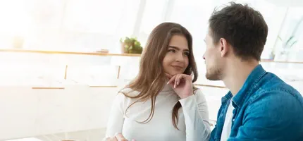 Sujet de conversation avec une fille : idées et conseils