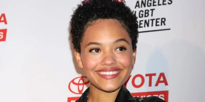 Kiersey Clemons
