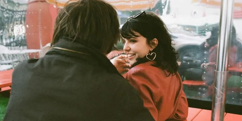 How to tell if a Woman is Interested or just Being Friendly