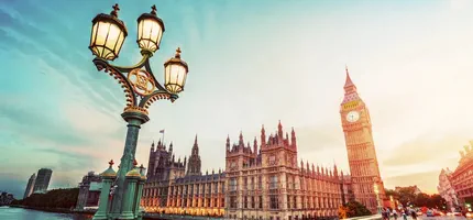 Video Chat Dating in the UK: How Men Over 30 Move Beyond Texting