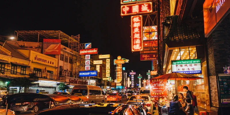 Top 10 best places to meet women in Bangkok