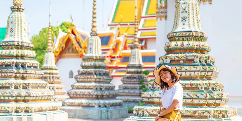 Types of women you can meet in Bangkok and where to find them in Sukhumvit Silom Ari Thonglor and riverside