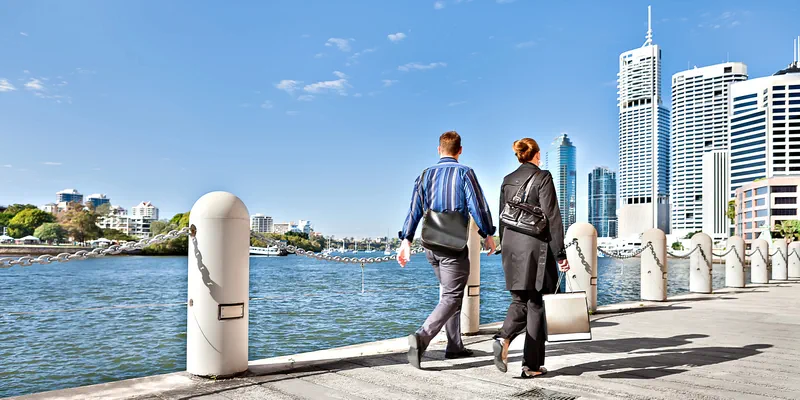 Why Brisbane is great for meeting women offline