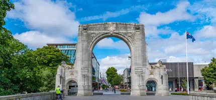 Where to Meet Women in Christchurch: Best Areas, Dating Tips, and What to Expect