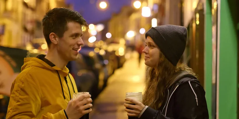 How to make a strong first impression when meeting women in Dublin