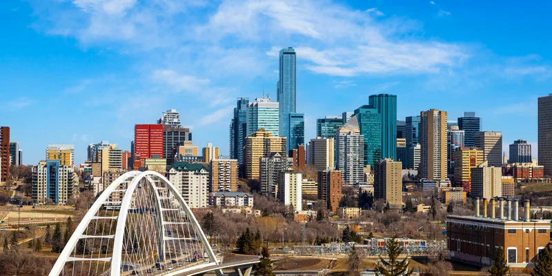Where to meet women in Edmonton