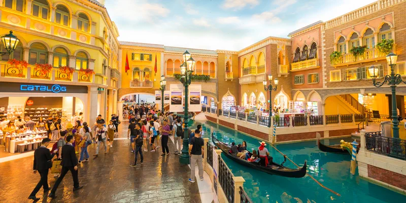 Top 10 best places to meet women in Las Vegas