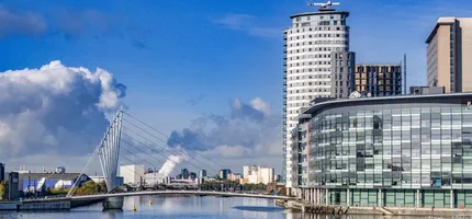 Where to Meet Women in Manchester: Best Areas and Dating Strategy for Men Over 30