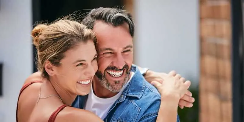 Where to meet women in Miami for men over 40