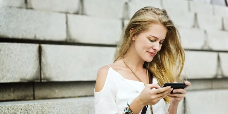 Blonde single women