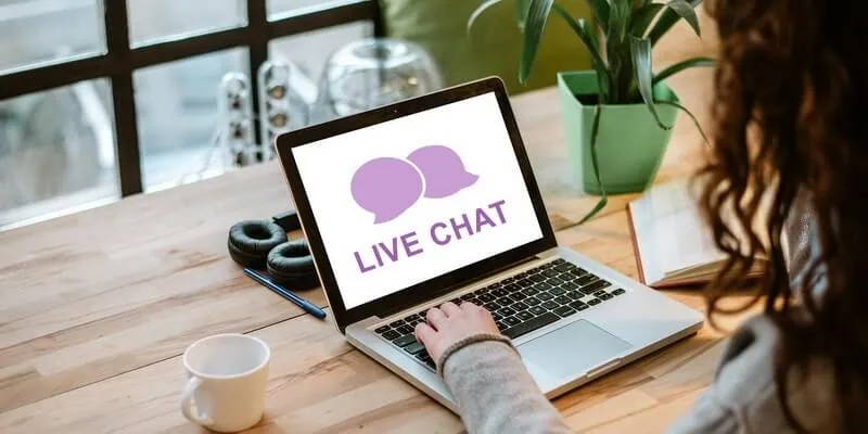 Live dating chat with women from around the world