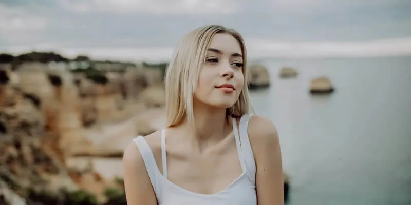 Woman from Portugal