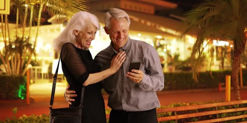 Senior Dating Site Find Single Women Over 50 Ladadate 