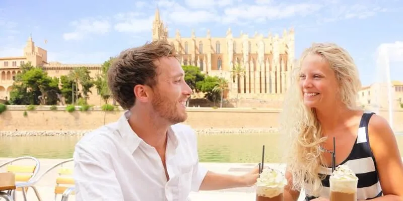 Dating in Spain