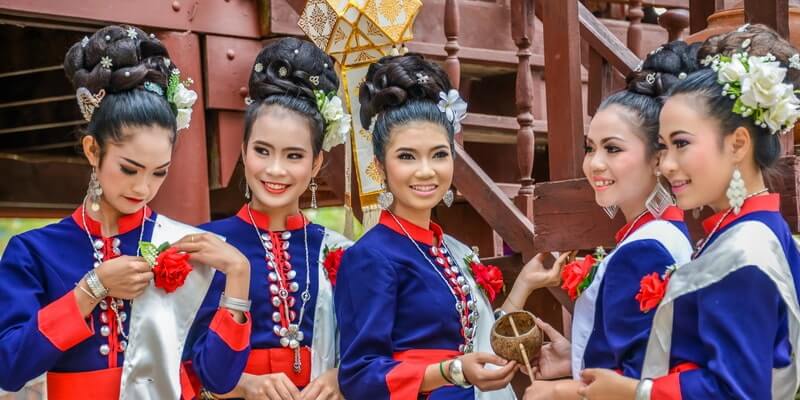 Thai Wedding Traditions